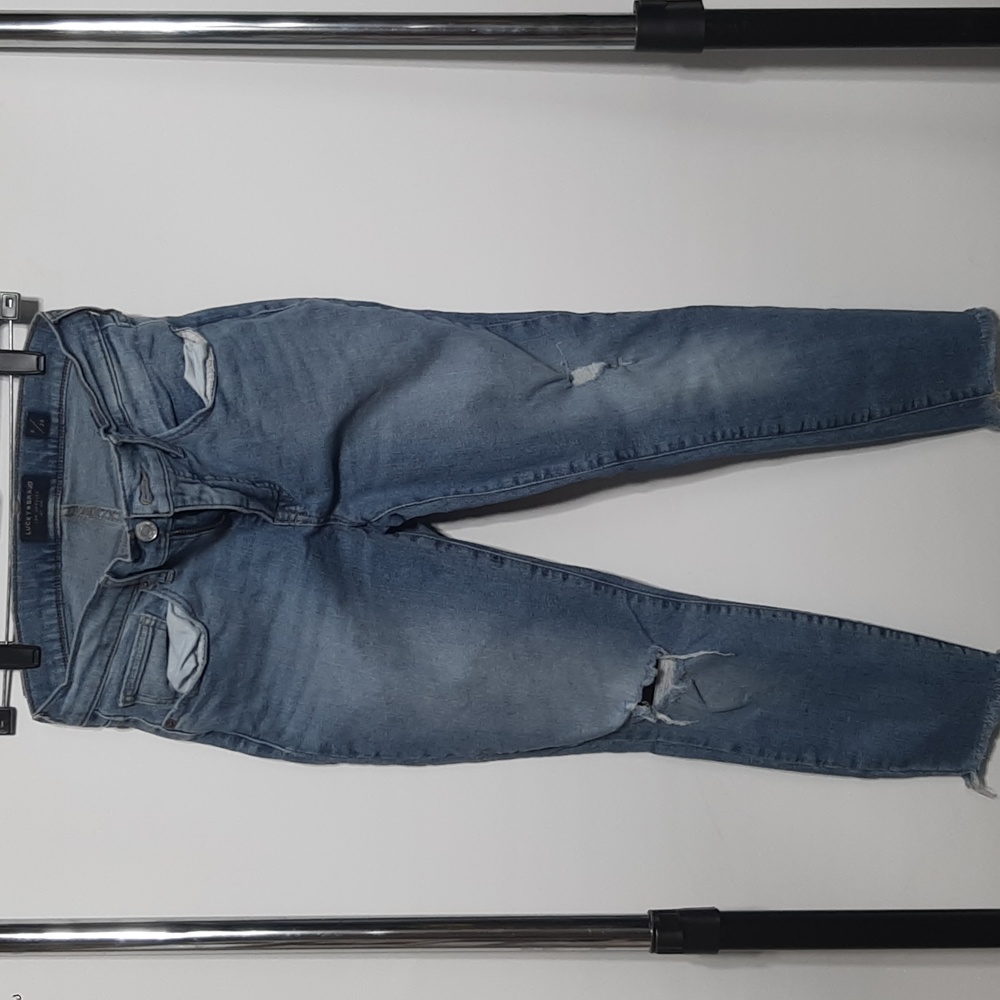 Lucky Brand Mid Rise Jeans